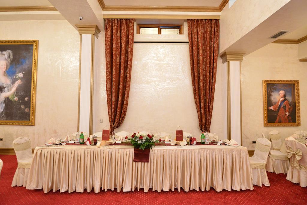 Premier Prezident Garni Hotel And Spa Sremski Karlovci Exterior foto
