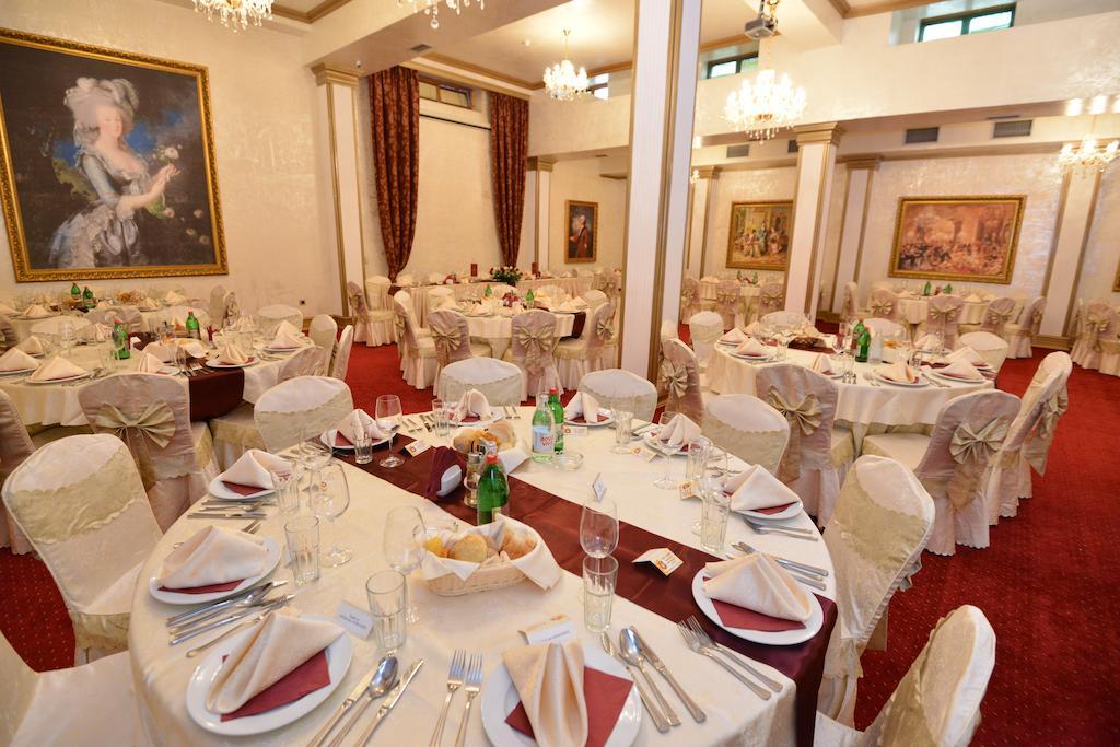 Premier Prezident Garni Hotel And Spa Sremski Karlovci Exterior foto